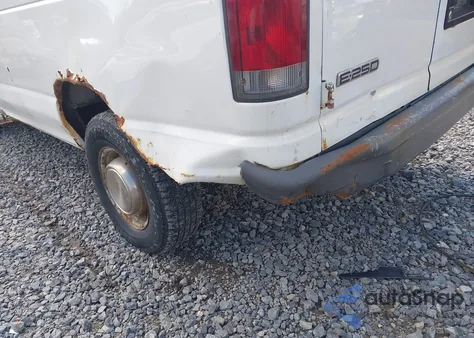 2006 Ford E-250 Commercial/Recreational из США, поврежденный, VIN 1FTNE24W66DB06861